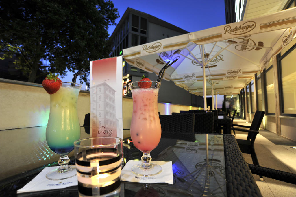 Golden Tulip Reiss